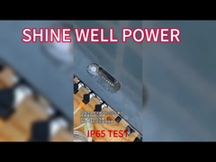 Immagazzinamento a batteria montato a parete